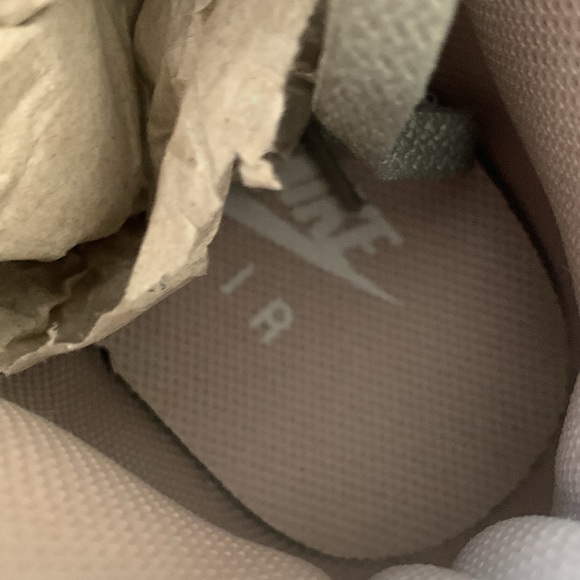 Air max 1 grey neutral olive and bone - Picture 8 of 12